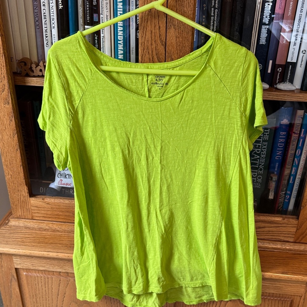 crown & ivy Neon Lime V-Neck Short Sleeve Top